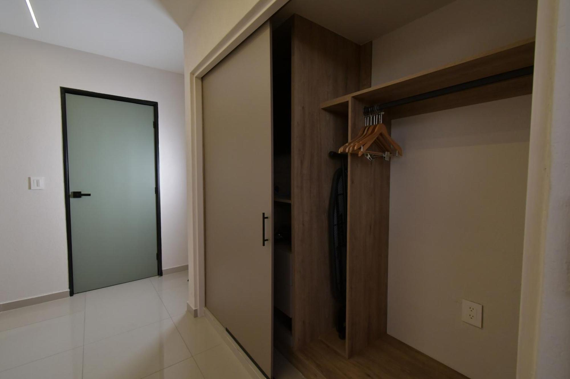 Expo Satelite 2750 Hotel & Suites غوادالاجارا المظهر الخارجي الصورة